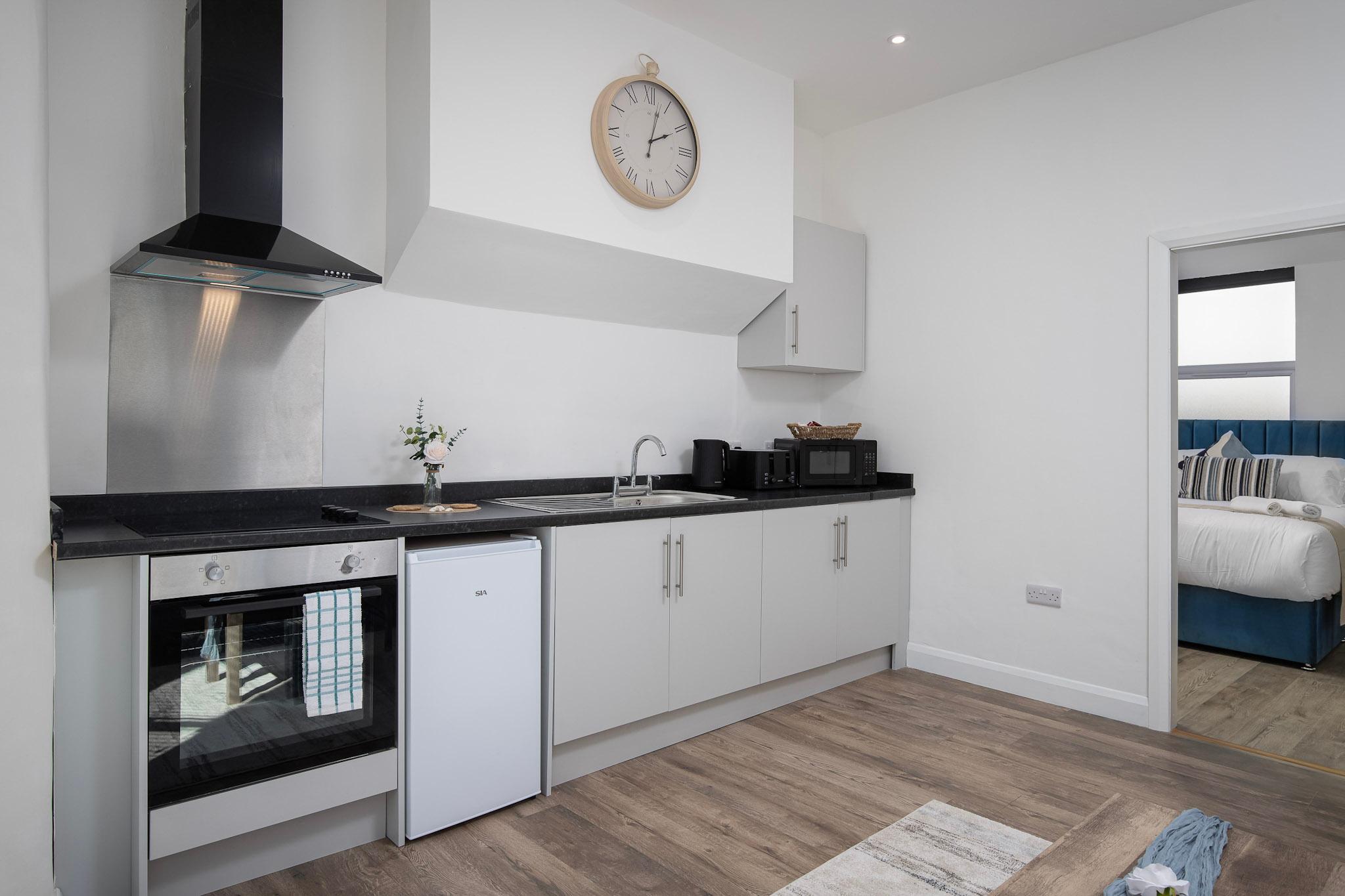 Modern 1-Bed | Luxury Finishes | Central Location4